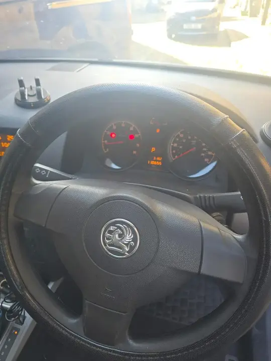 Vauxhall Astra 2004 photo 5