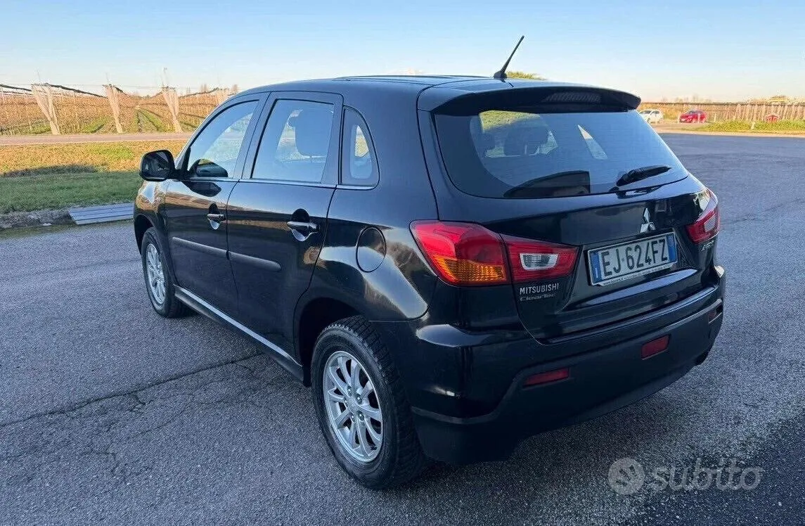 Mitsubishi Asx 2011 photo 4