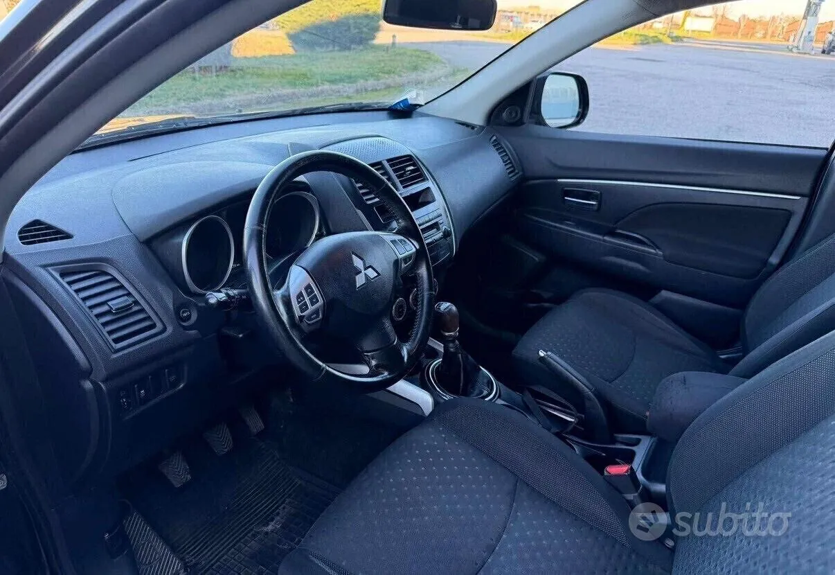 Mitsubishi Asx 2011 photo 5