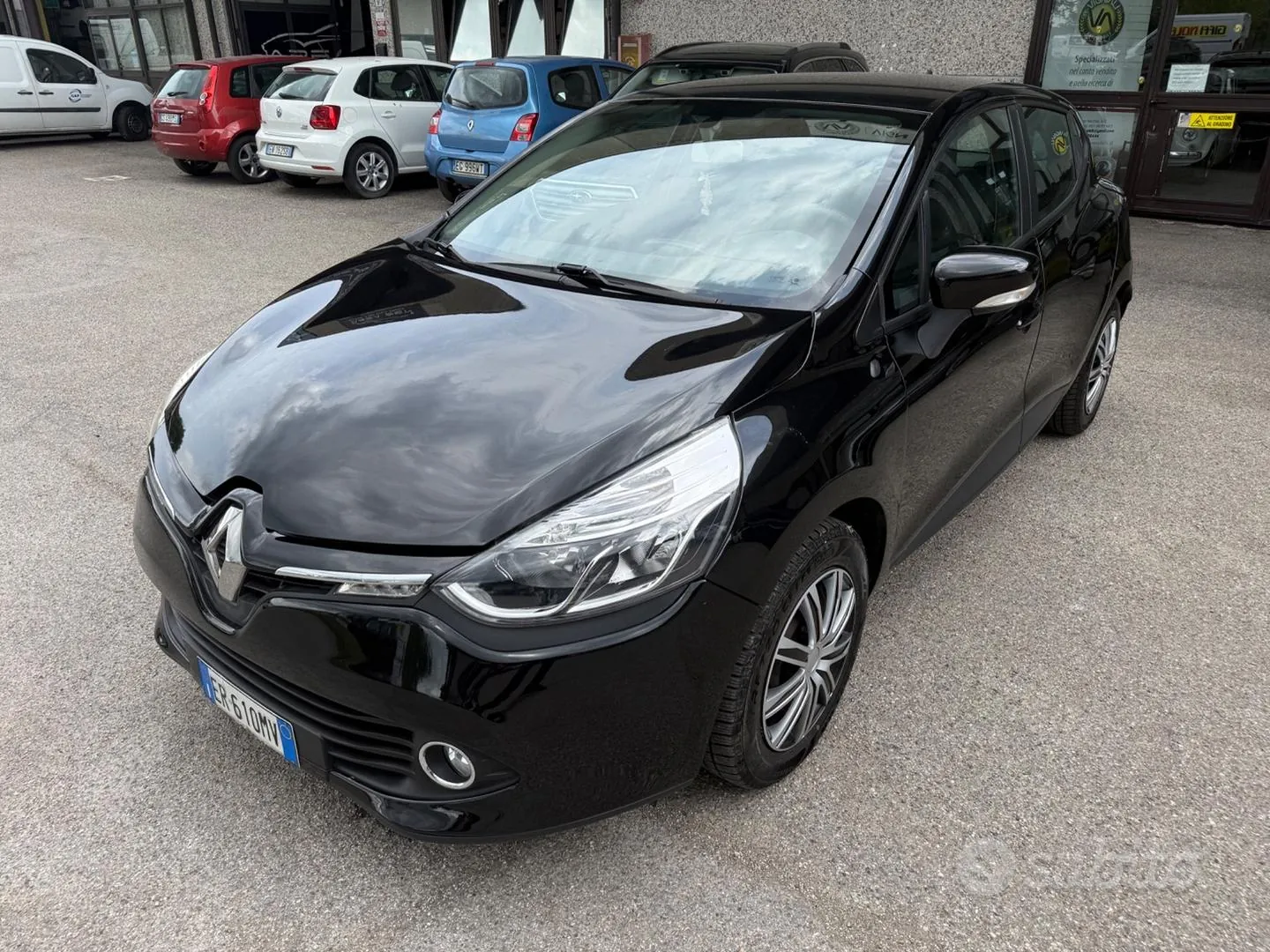 Renault Clio 2013 photo 2