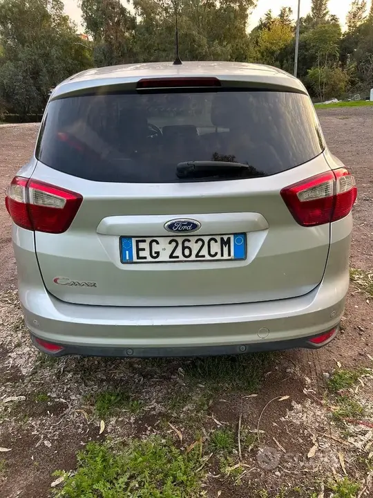 Ford C-Max 2011 photo 2