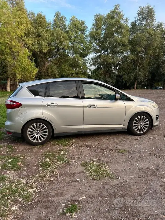 Ford C-Max 2011 photo 4