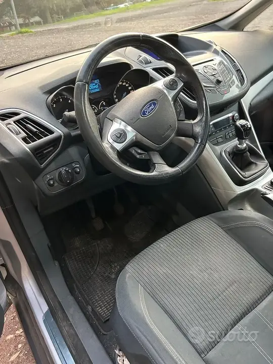 Ford C-Max 2011 photo 5