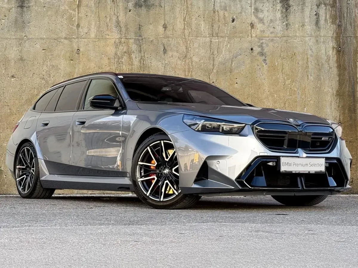 BMW 5 Series 2025 photo 3