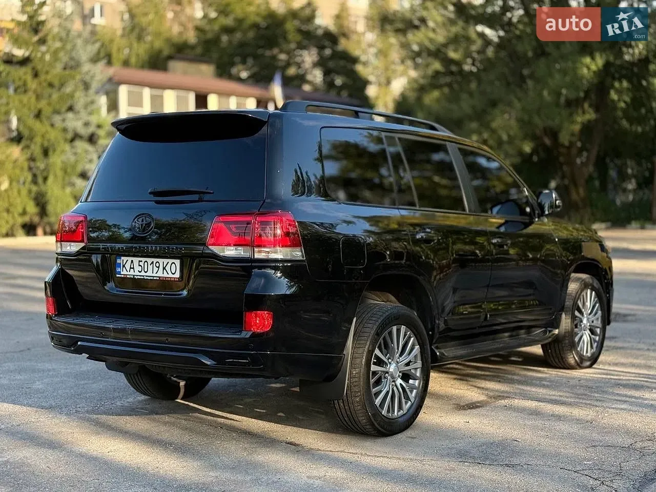 Toyota Land Cruiser 2019 photo 3