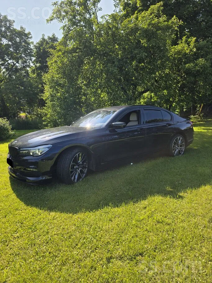 BMW 730 2016 photo 3