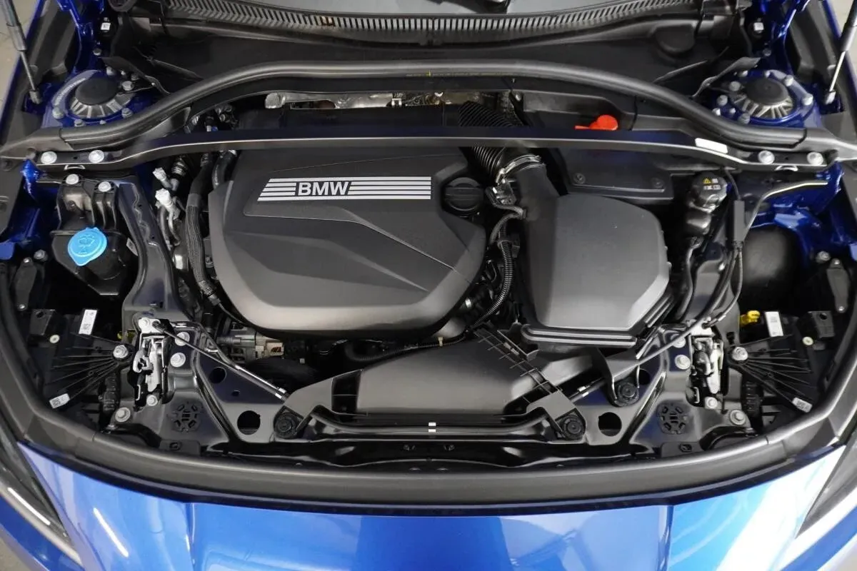 BMW 2 Series 2026 photo 2