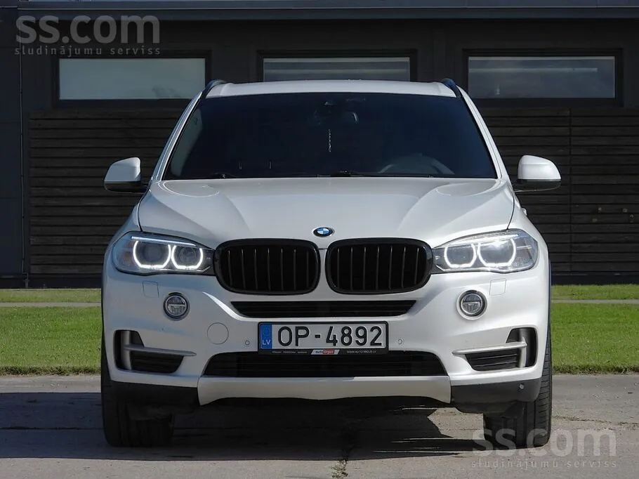 BMW X5 2014 photo 2