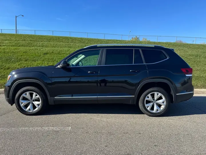 Volkswagen Atlas 2018 photo 2