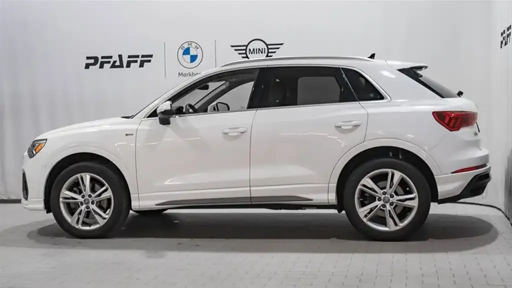 Audi Q3 2020 photo 2