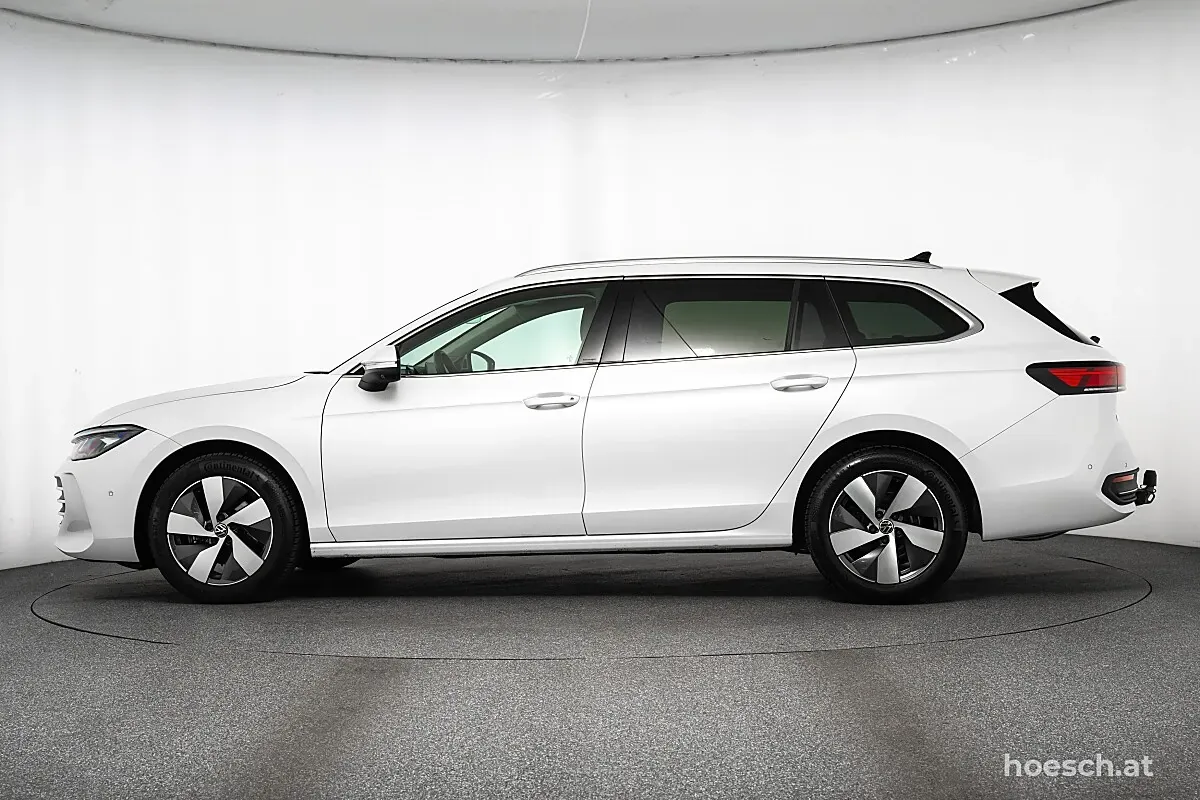 Volkswagen Passat 2025 photo 3