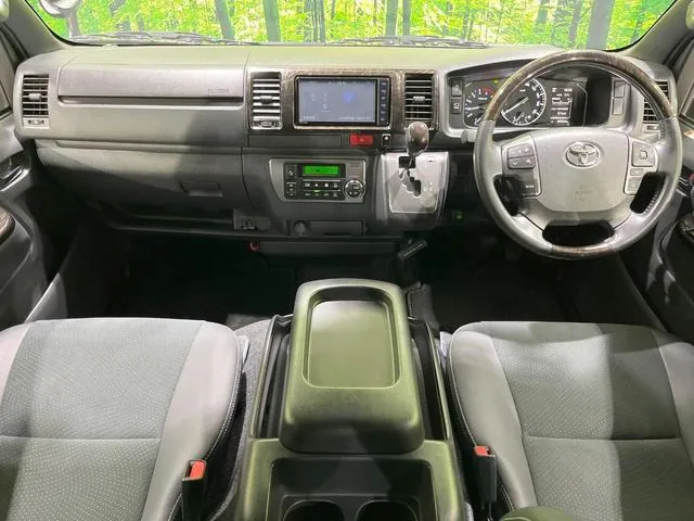 Toyota Hiace Gl 2021 photo 2
