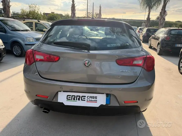 Alfa Romeo Giulietta 2016 photo 5