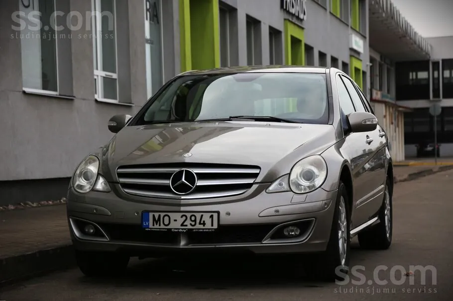 Mercedes-Benz R320