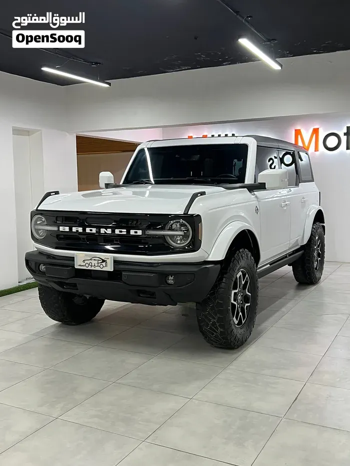 Ford Bronco 2024 photo 2