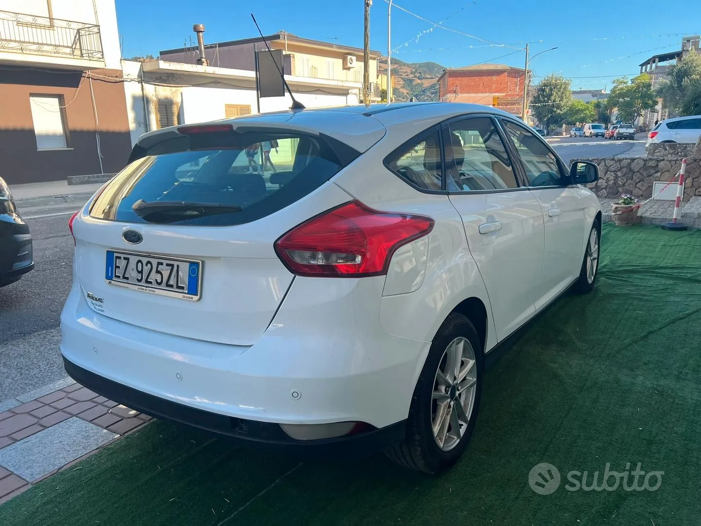 Ford Focus 2015 photo 3