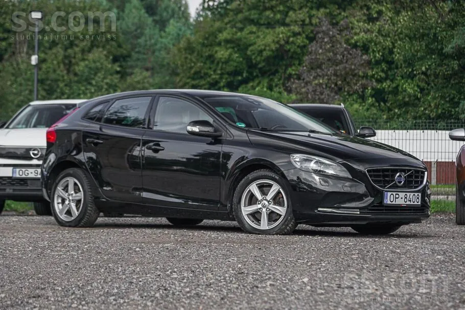 Volvo V40 2014 photo 2