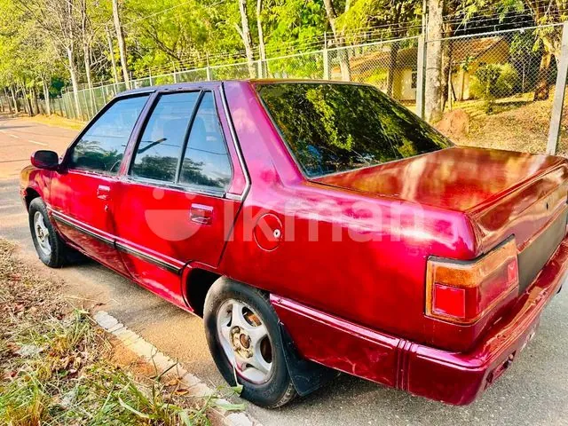 Mitsubishi Lancer 1987 photo 3