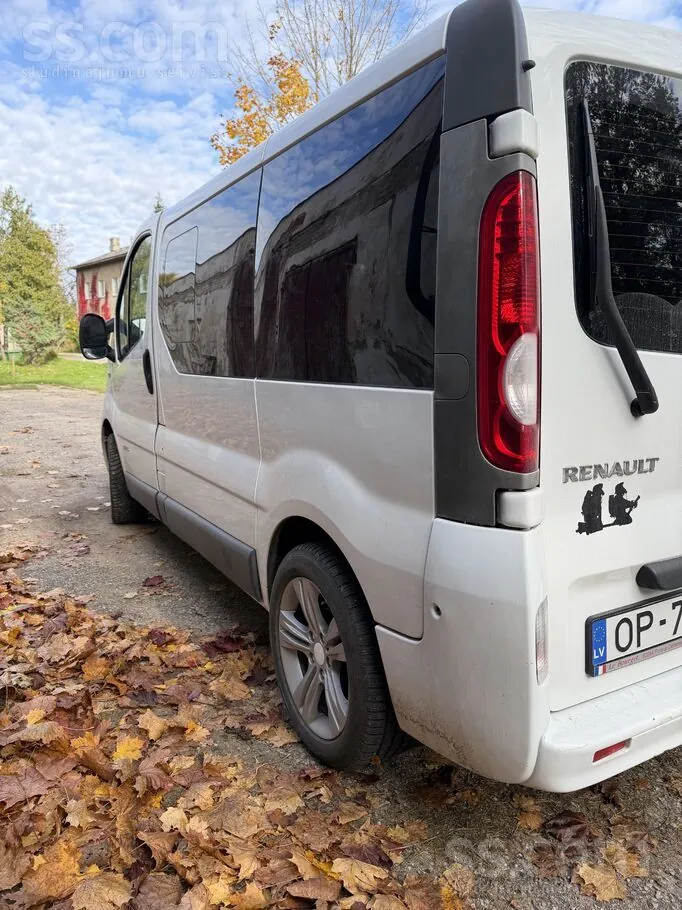 Renault Trafic 2010 photo 4