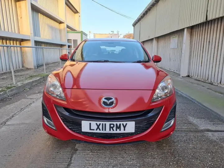 Mazda 3 2011 photo 2