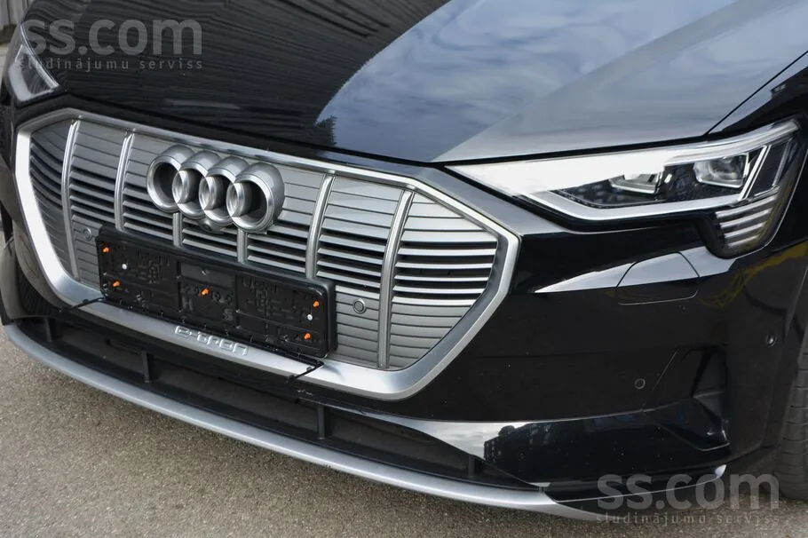 Audi E-Tron 2021 photo 3