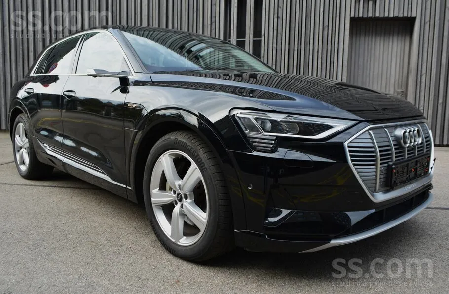 Audi E-Tron