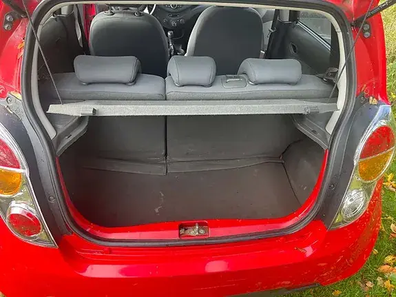 Chevrolet Spark 2011 photo 3