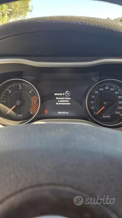 Jeep Cherokee 2015 photo 2
