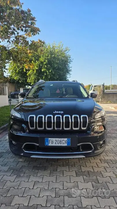 Jeep Cherokee 2015 photo 4