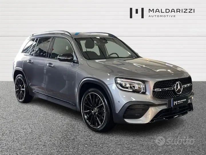 Mercedes-Benz Glb