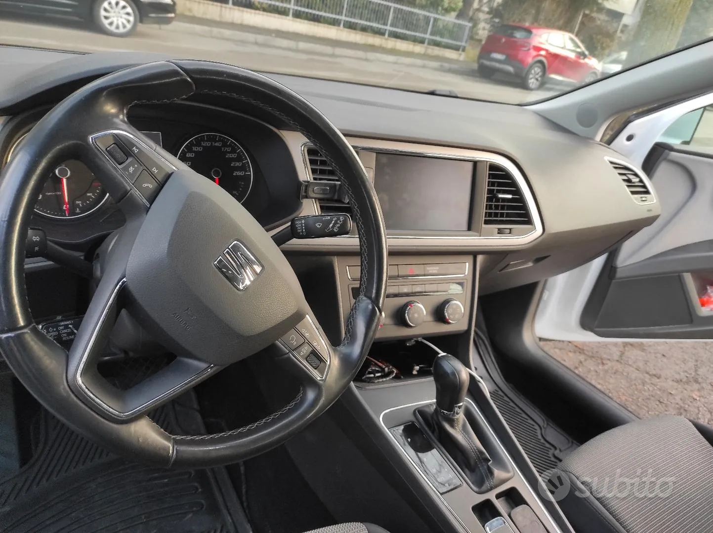 Seat Leon 2017 photo 3