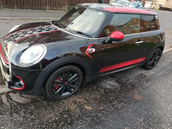 Mini Cooper S 2018 photo 2