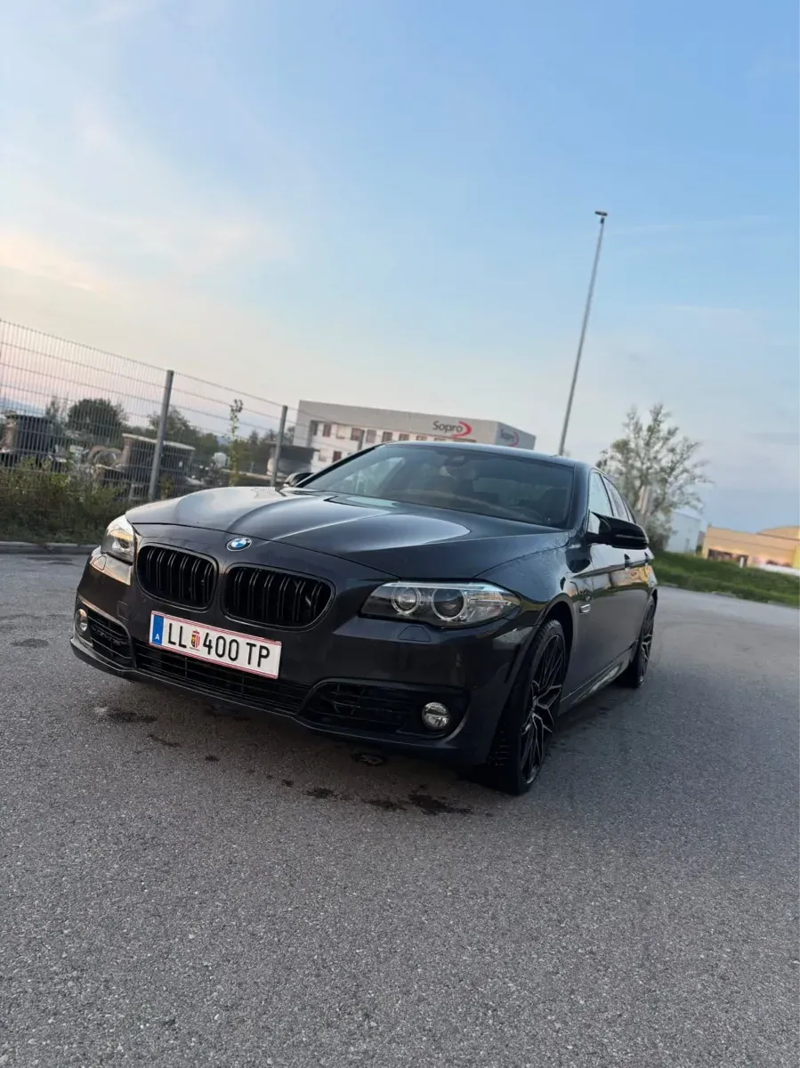 BMW 5 Series 2016 photo 2