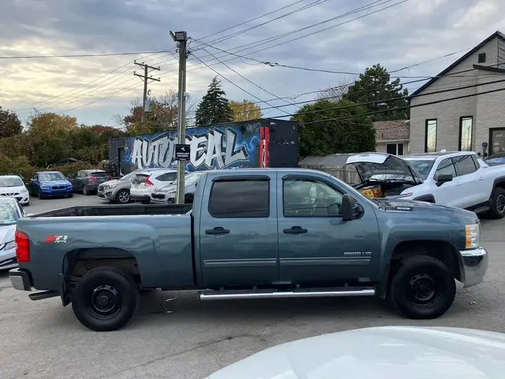 Chevrolet Silverado 2500 2010 photo 4