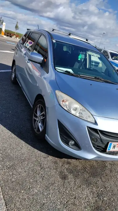 Mazda Mazda5 2012 photo 3