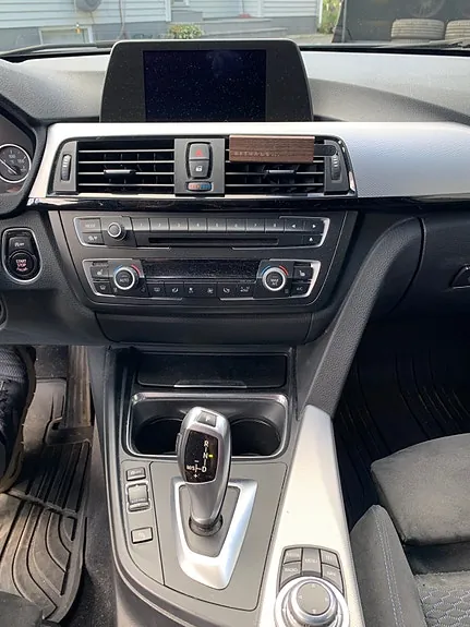 BMW 318D 2013 photo 5