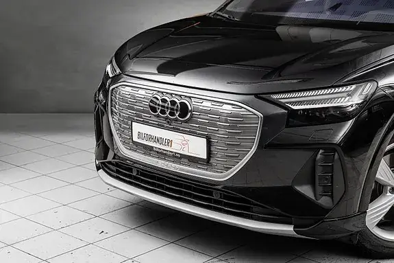 Audi Q4 E-Tron 2022 photo 2