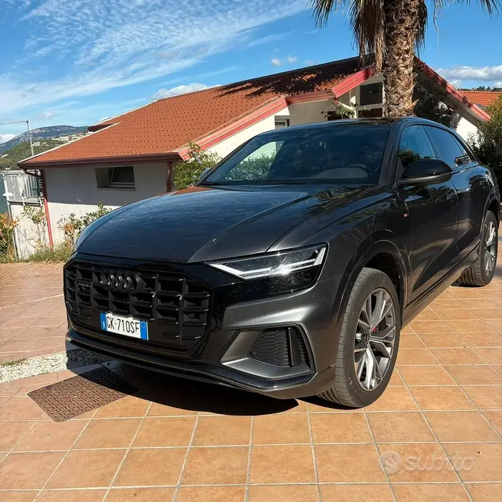 Audi Q8