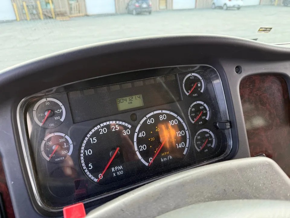 Freightliner Freightliner 2004 photo 4