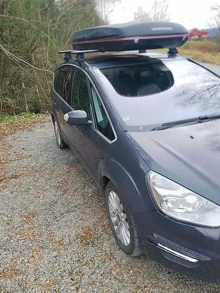 Ford S-Max 2011 photo 4