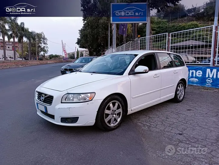Volvo V50