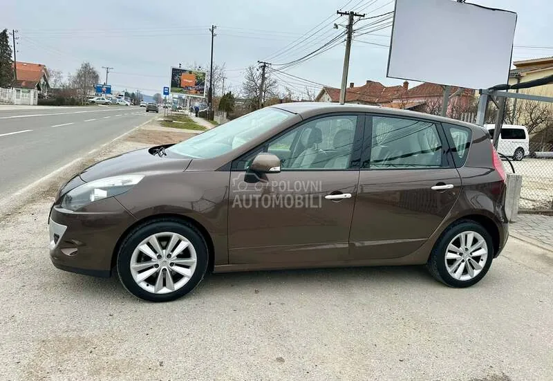 Renault Scenic 2010 photo 4