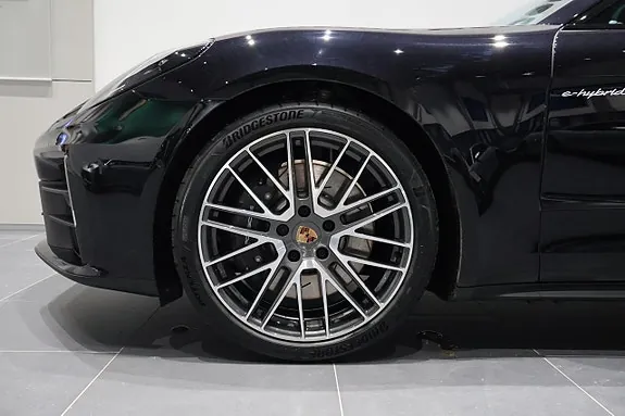 Porsche Panamera 2026 photo 4