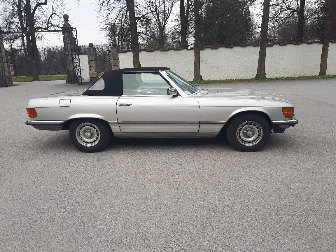 Mercedes-Benz Sl-Class 1982 photo 3