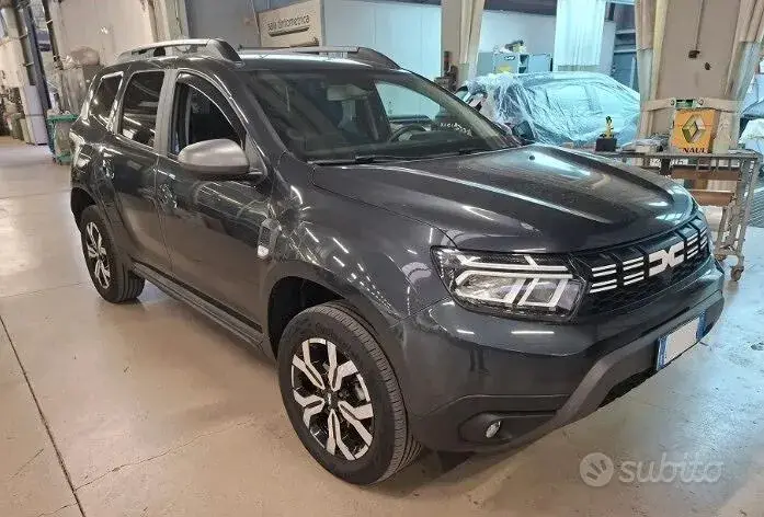 Dacia Duster 2023 photo 4