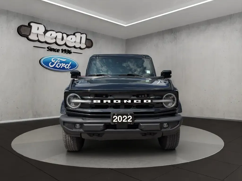 Ford Bronco 2022 photo 2