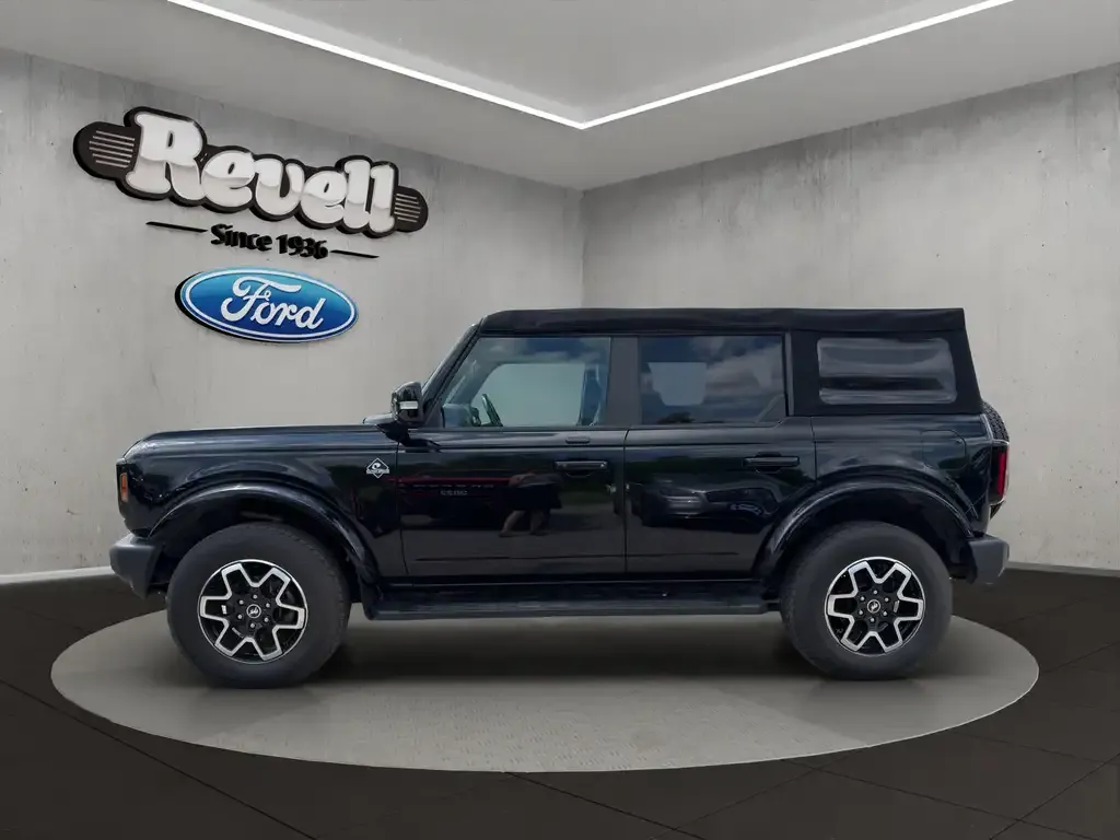 Ford Bronco 2022 photo 3