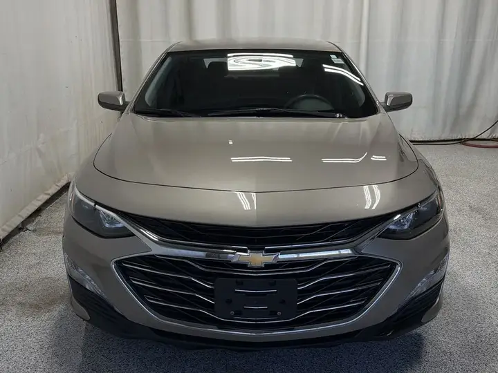 Chevrolet Malibu 2023 photo 4