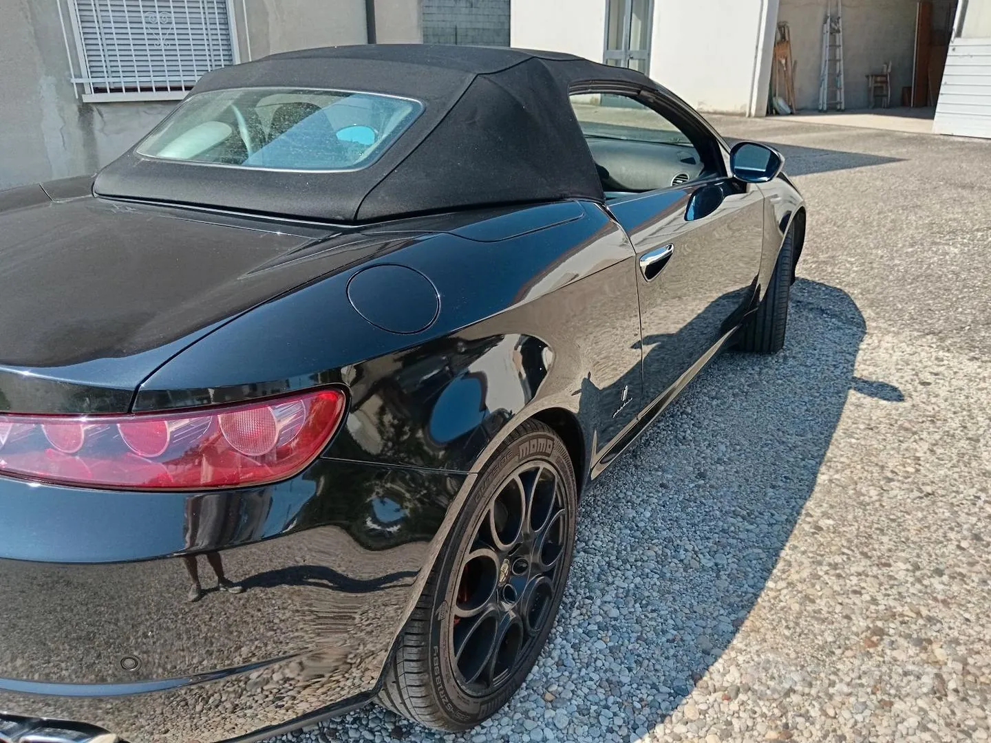 Alfa Romeo Spider 2008 photo 2