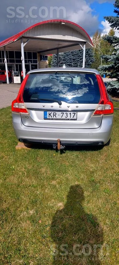 Volvo V70 2013 photo 2